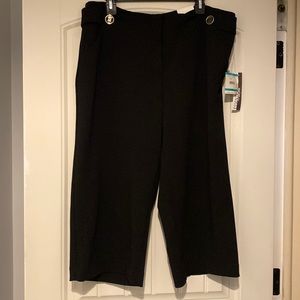 Nwt Anne Klein black cropped pants